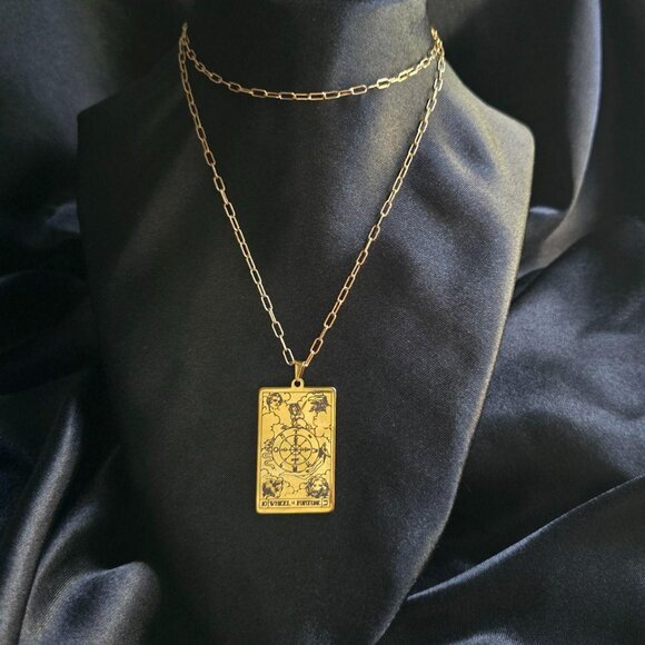 Wheel of Fortune Tarot Necklace - Picture 1 of 1